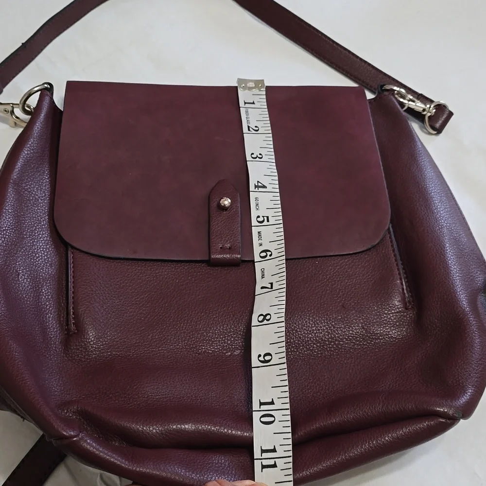 GAP FAUX LEATHER‎ Burgundy Convertible Backpack/Shoulder Bag